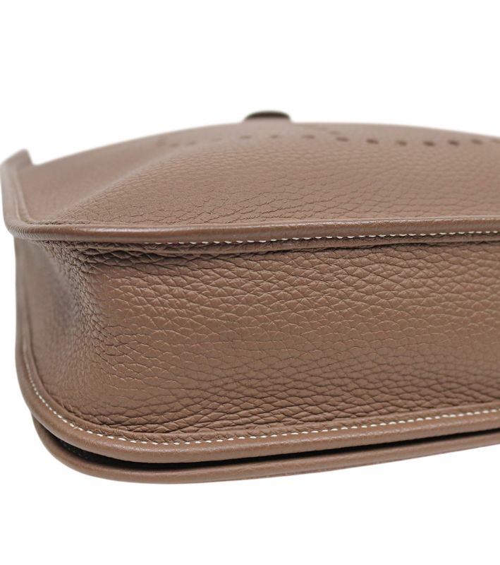 Engraved Hermès Evelyn 29 B