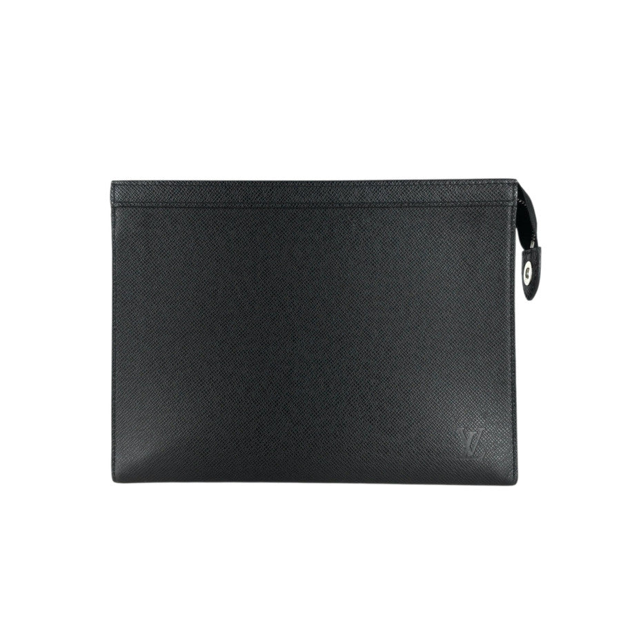 Taiga Pochette Voyage Clutch Bag M30547