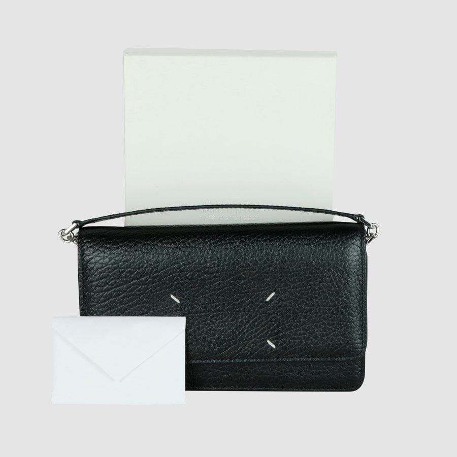 Stitch Chain Wallet Crossbody Bag S56UI0147