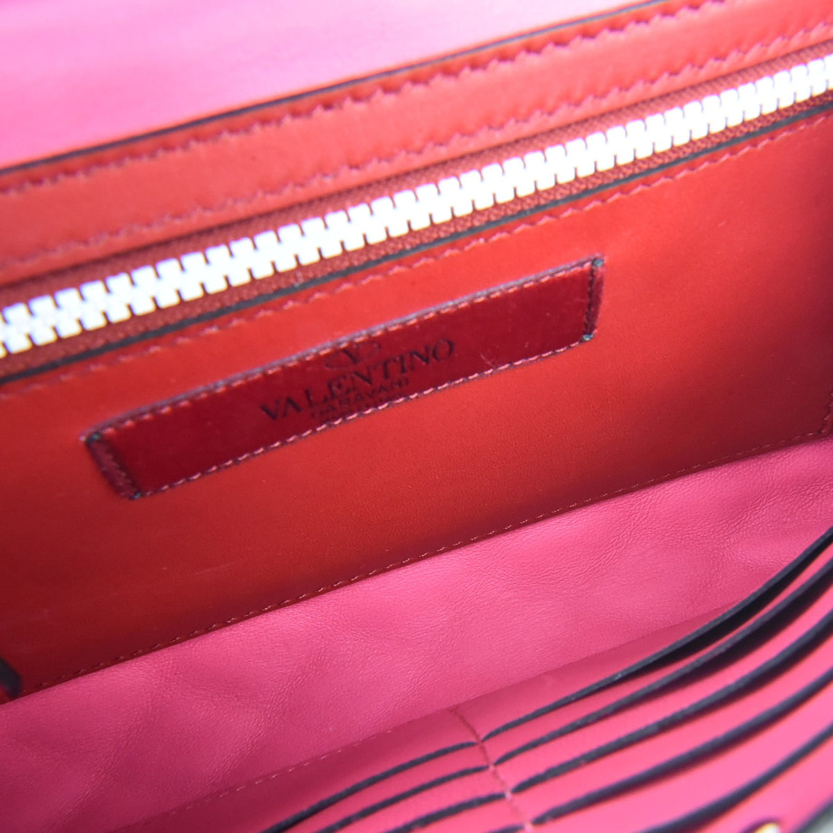 Spike stud chain crossbody bag
