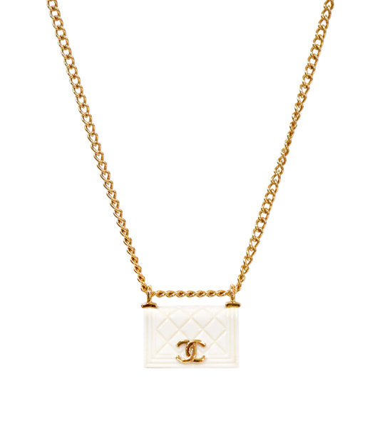 Chanel White Quilted Bag Gold Necklace