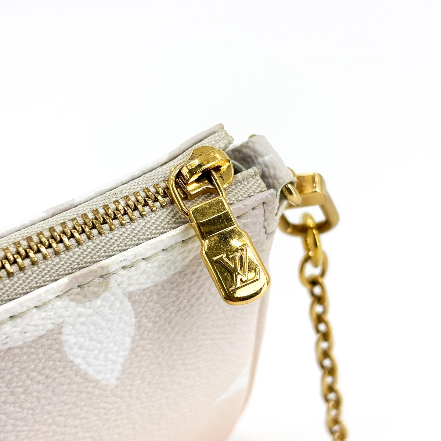Louis Vuitton By the Full Multi Pochette Accessoires Rose Claire
