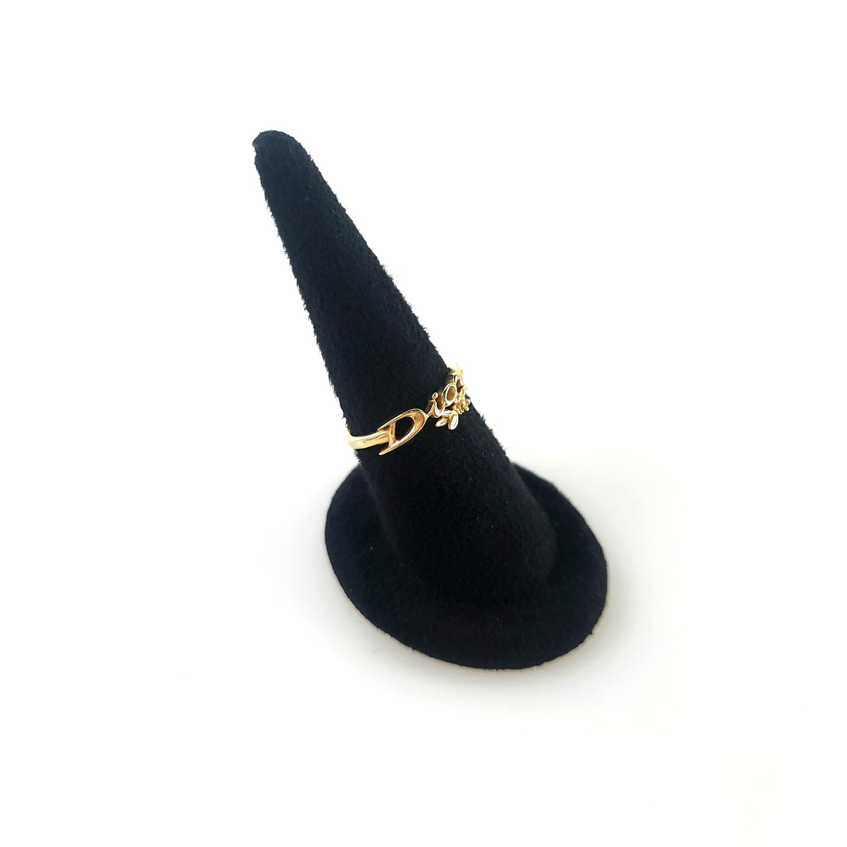 L Revolution Ring
