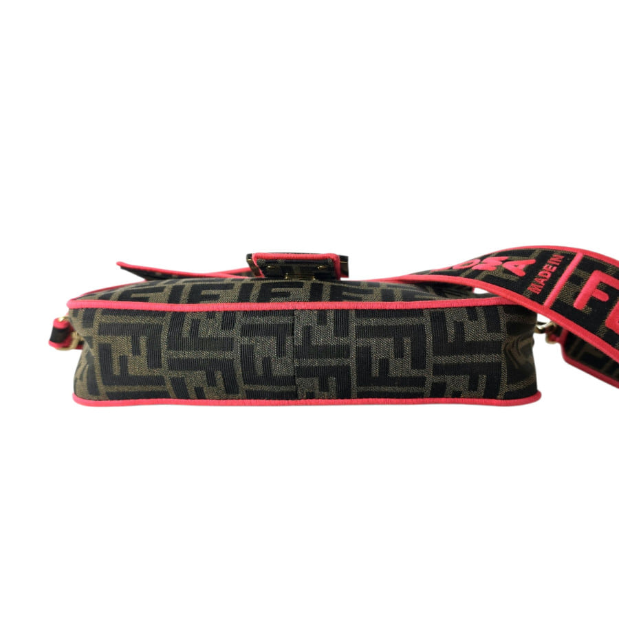 Baguette FF Motif Fabric Shoulder Bag Crossbody Bag 8BR600