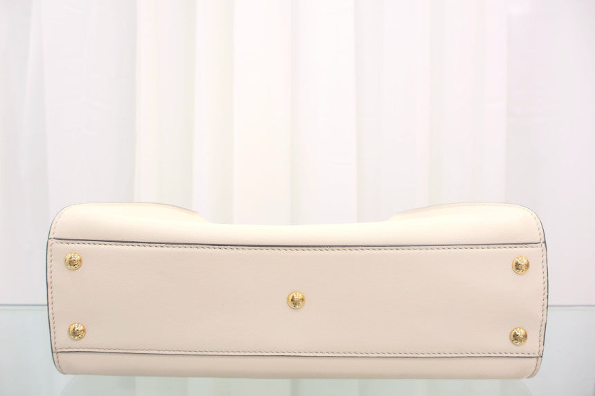 Peekaboo FF Medium White Iconic Shoulder Tote Bag 8BN290