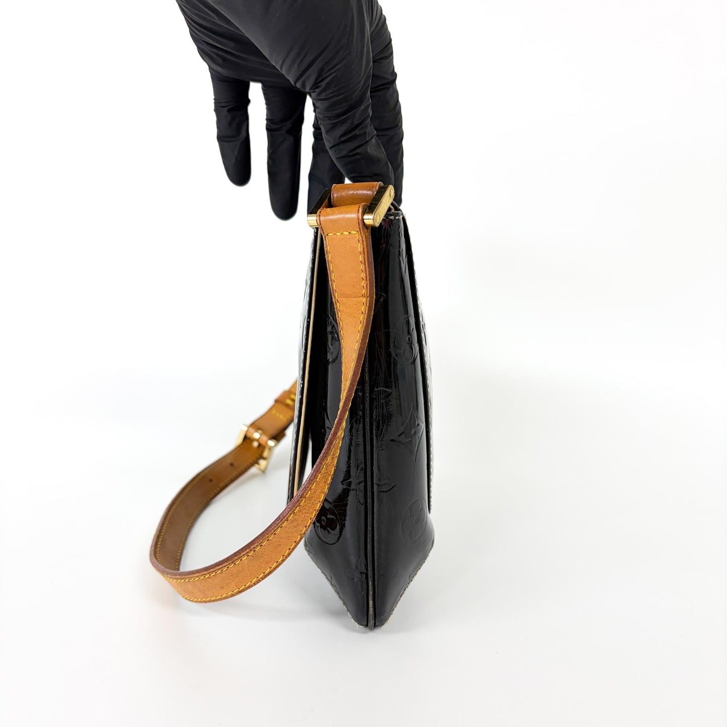 Louis Vuitton Monogram Vernis Thomson Street Black