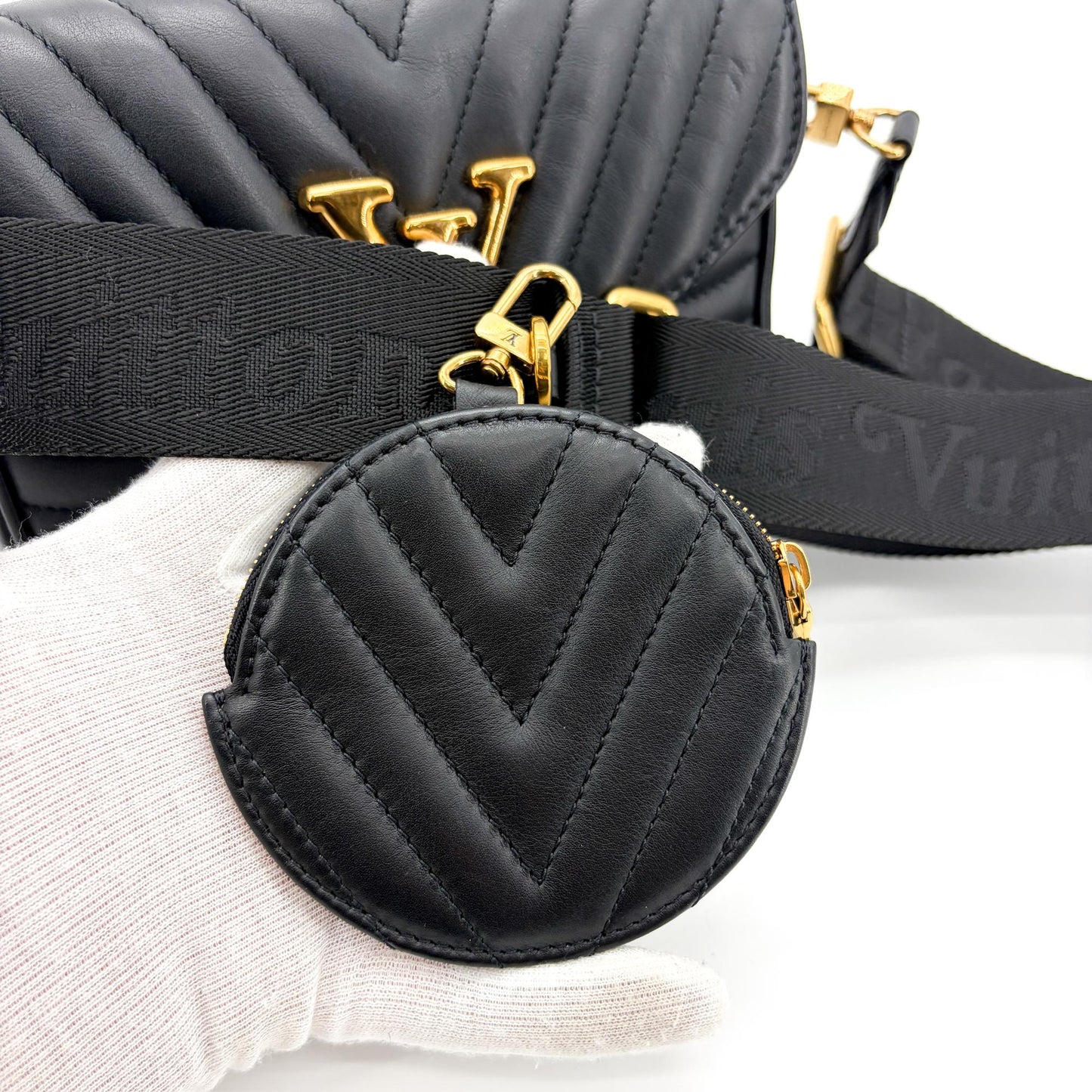 Louis Vuitton New Wave Multi Pochette Black