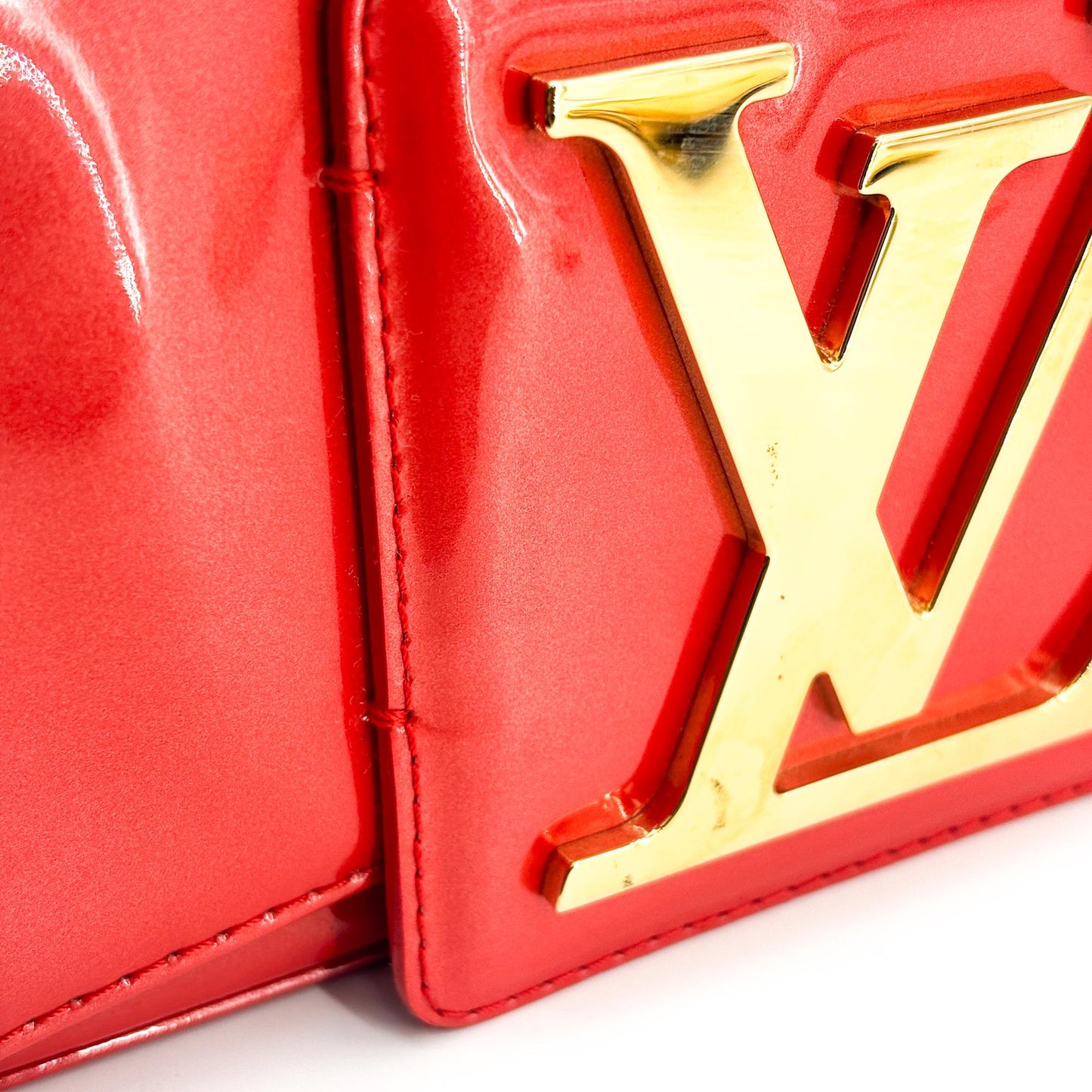 Louis Vuitton Vernis Sauvet Clutch Red