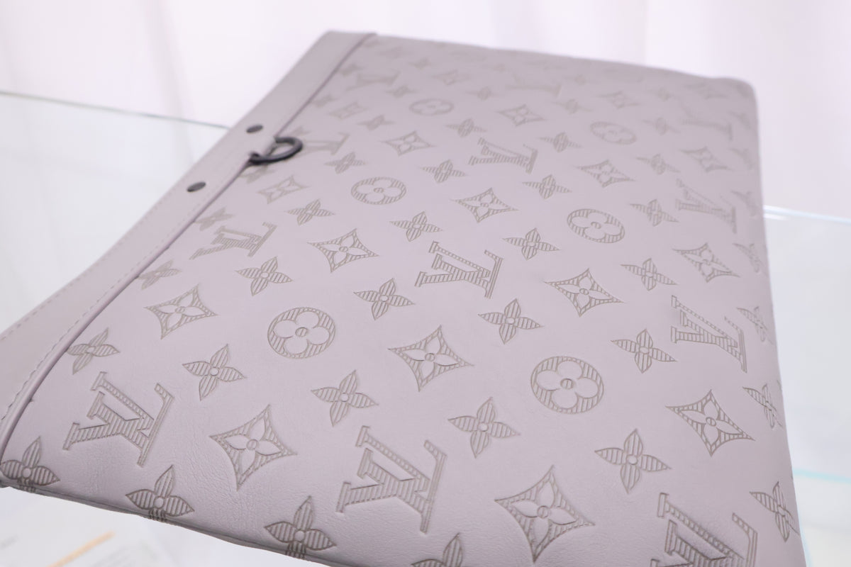 Monogram Shadow Discovery Pochette GM Clutch M62903