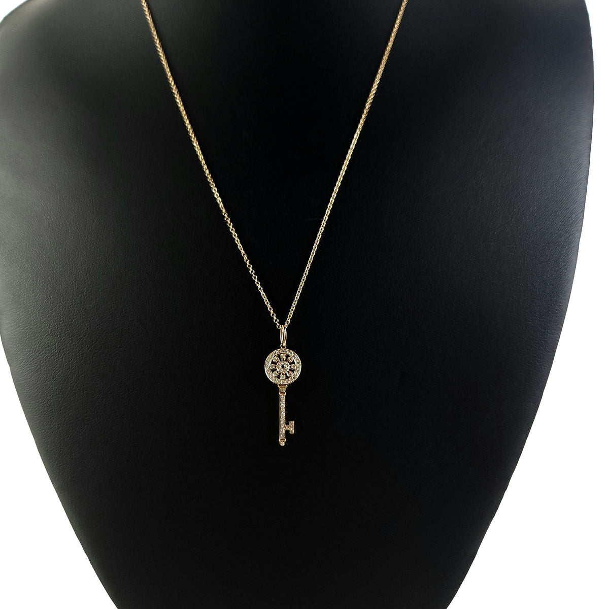 Ann Co. Petal Key Diamond Pendant Necklace
