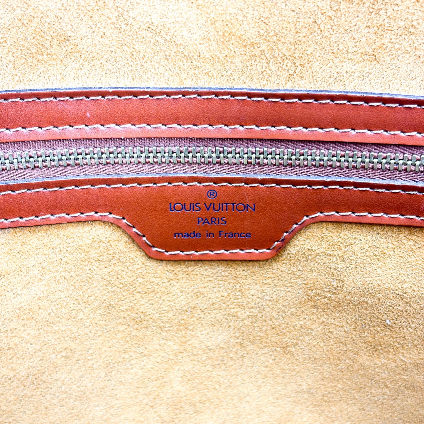 Louis Vuitton Epi Lusac Shoulder Bag Kenya Brown