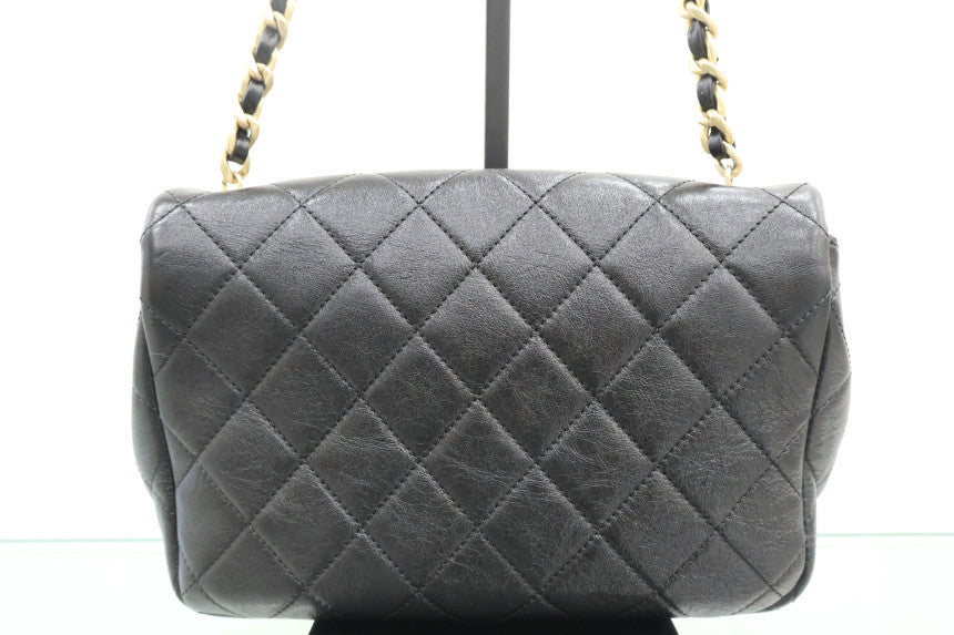 Black Pearl CC Pearl Flap Chain Shoulder Bag AS3001