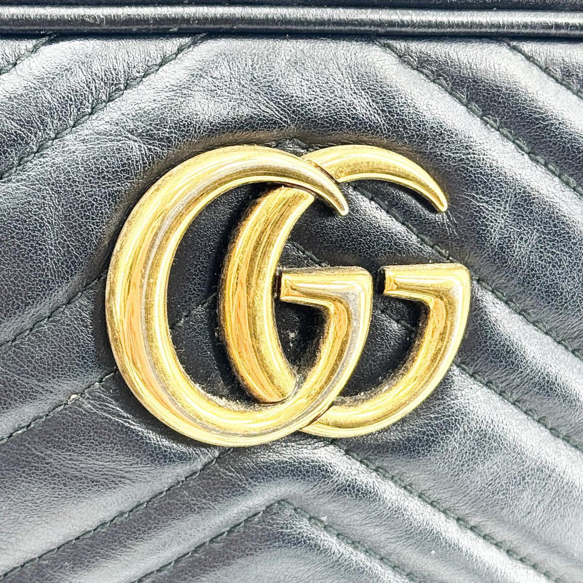 Gucci GG Marmont Matelassé Mini Crossbody Bag Gold Hardware Black