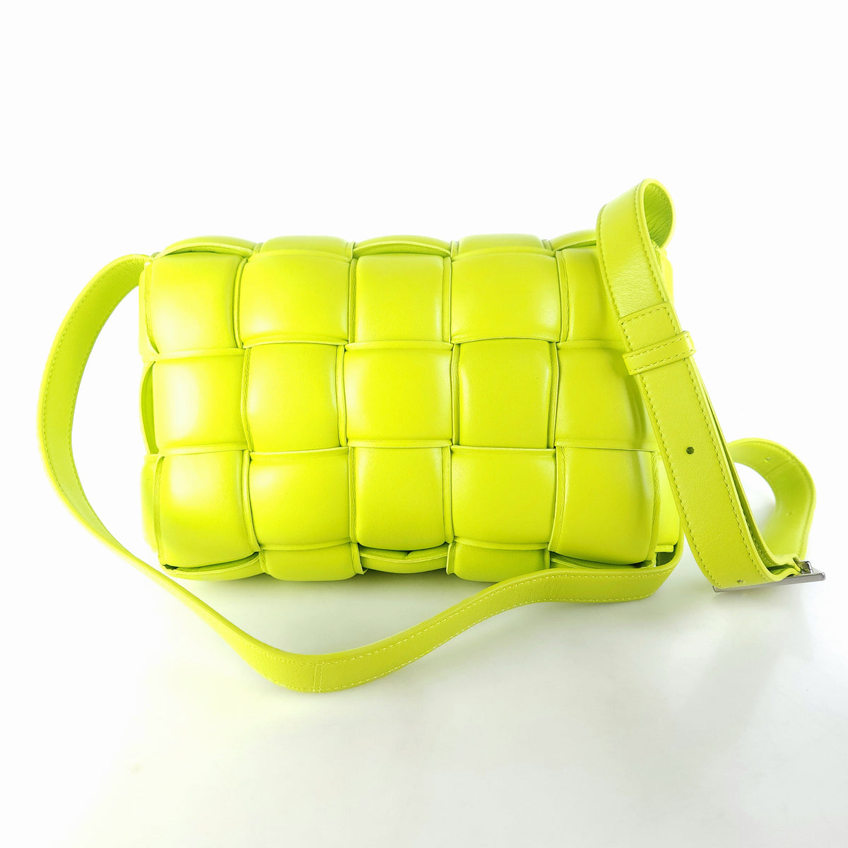 Padded Cassette Shoulder Bag Crossbody Bag 591970