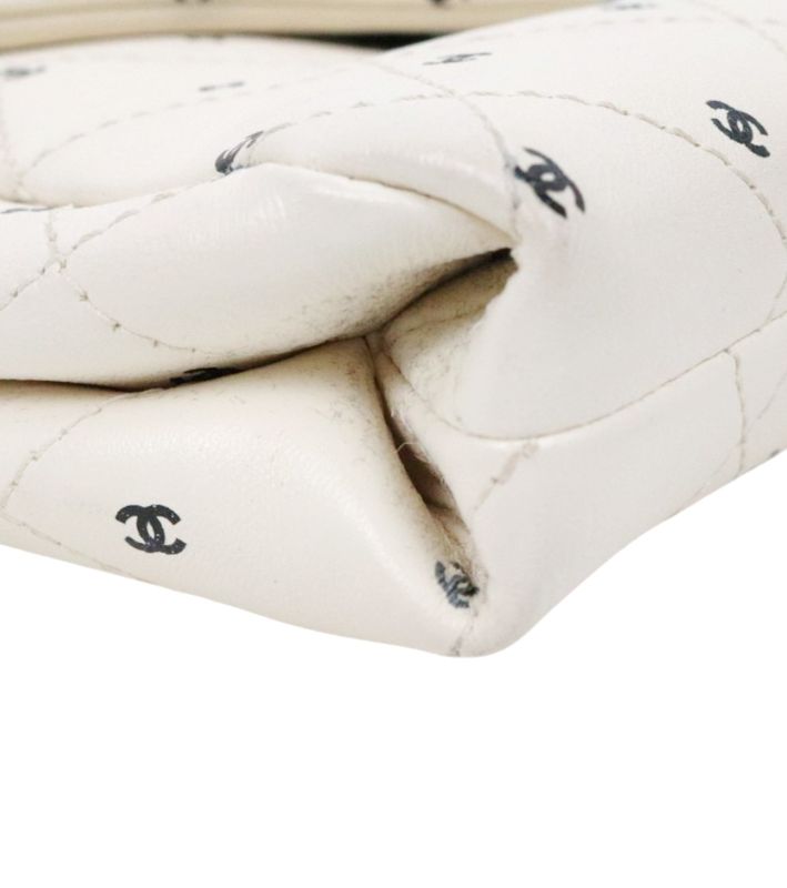 Chanel White Logo Quilted CC Chain Shoulder Bag with Built-in Chip