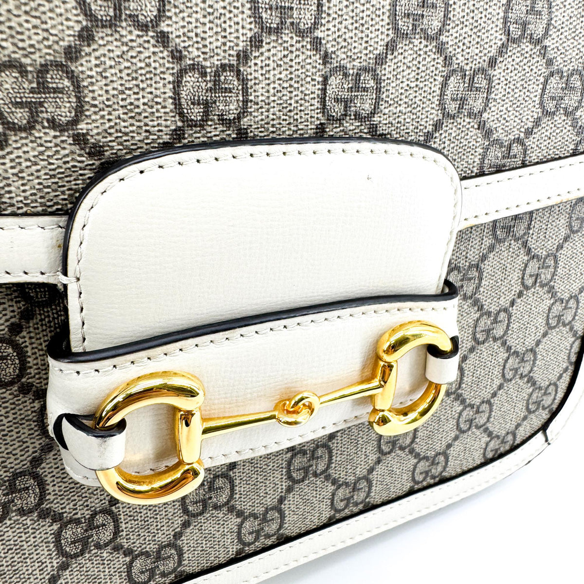 Gucci Horsebit 1955 Small Crossbody Bag GG Supreme White