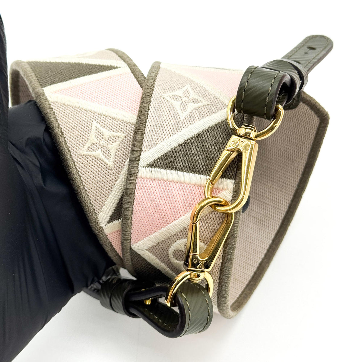 Louis Vuitton Epi Twist PM Pink Gold Hardware