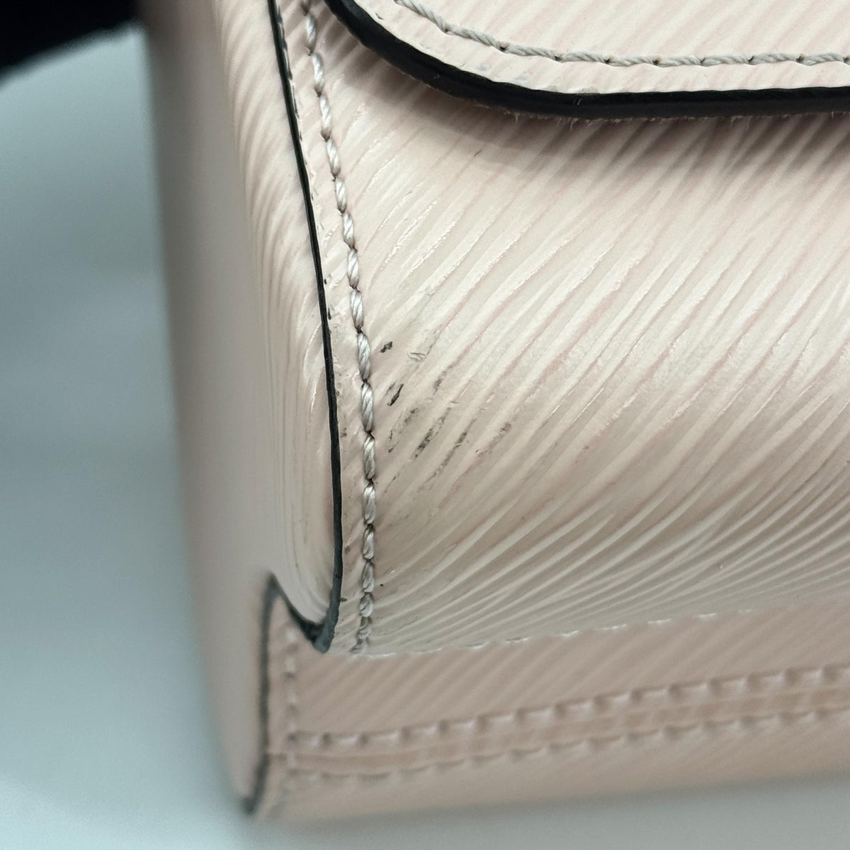 Louis Vuitton Epi Twist PM Pink Gold Hardware