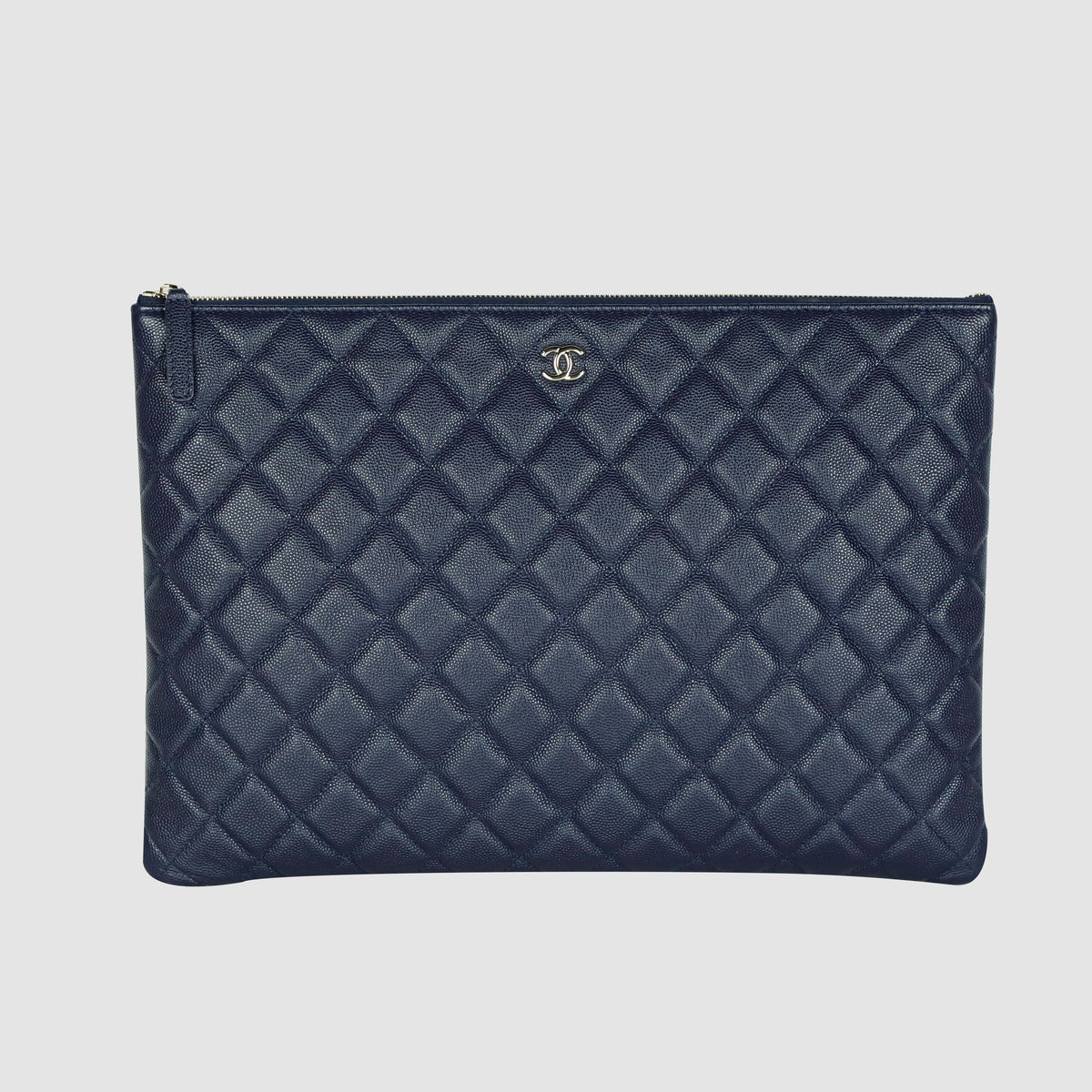 Large Classic Caviar Clutch Bag A82552