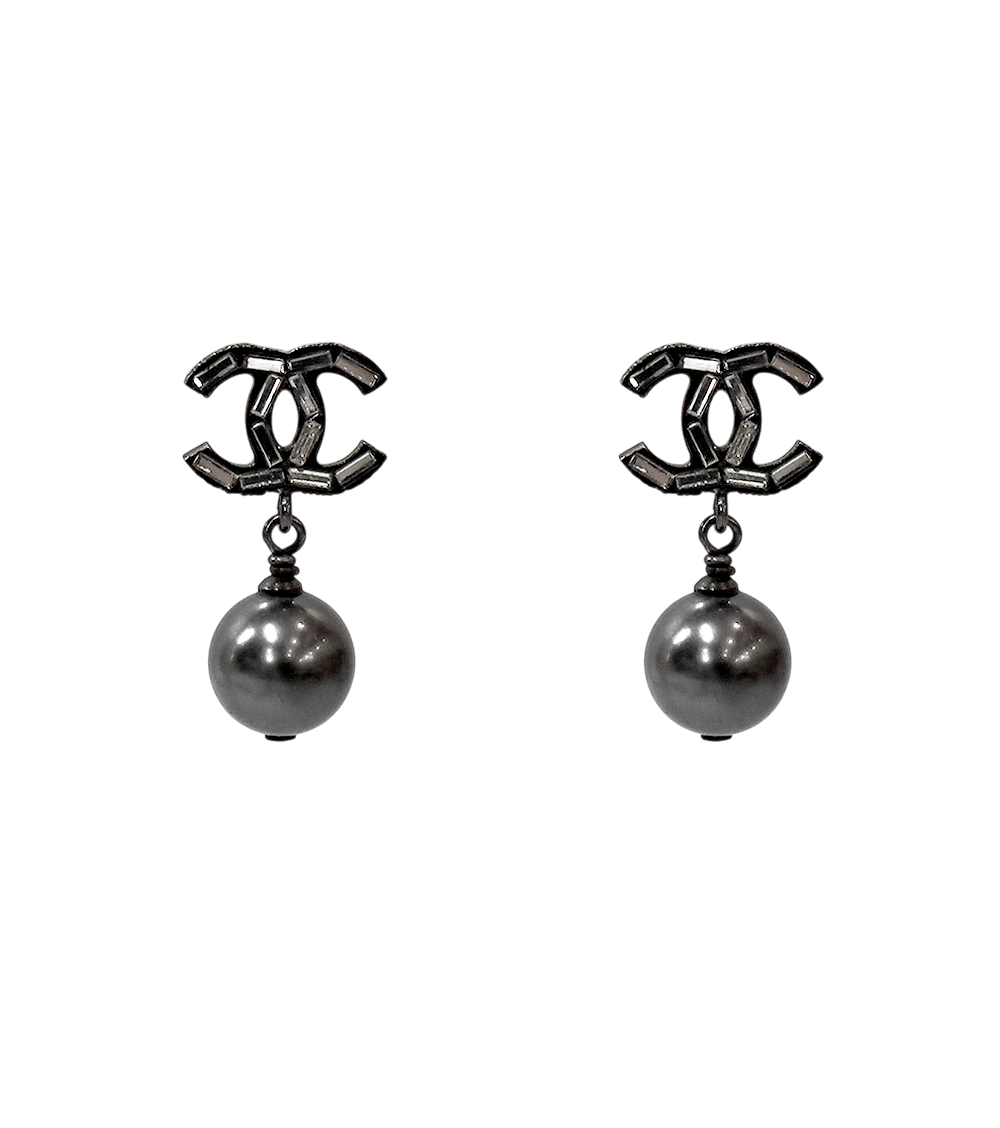 Chanel CC Pearl Earrings