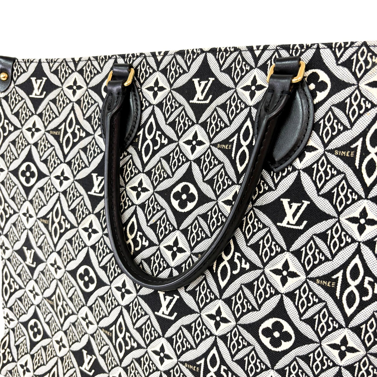 Louis Vuitton On the Go GM 1854 Black