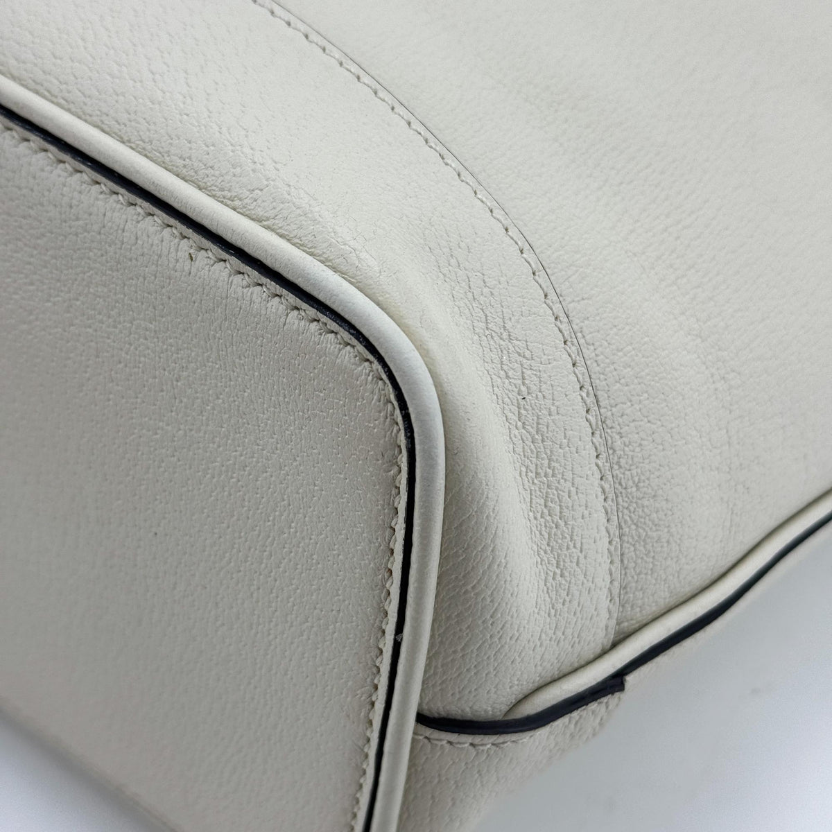 Gucci Double G Medium Leather Tote Bag Ecru