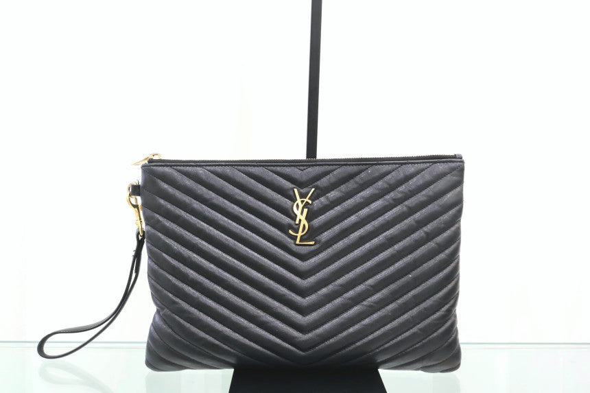 Monogram Matelassé Medium Clutch 559193