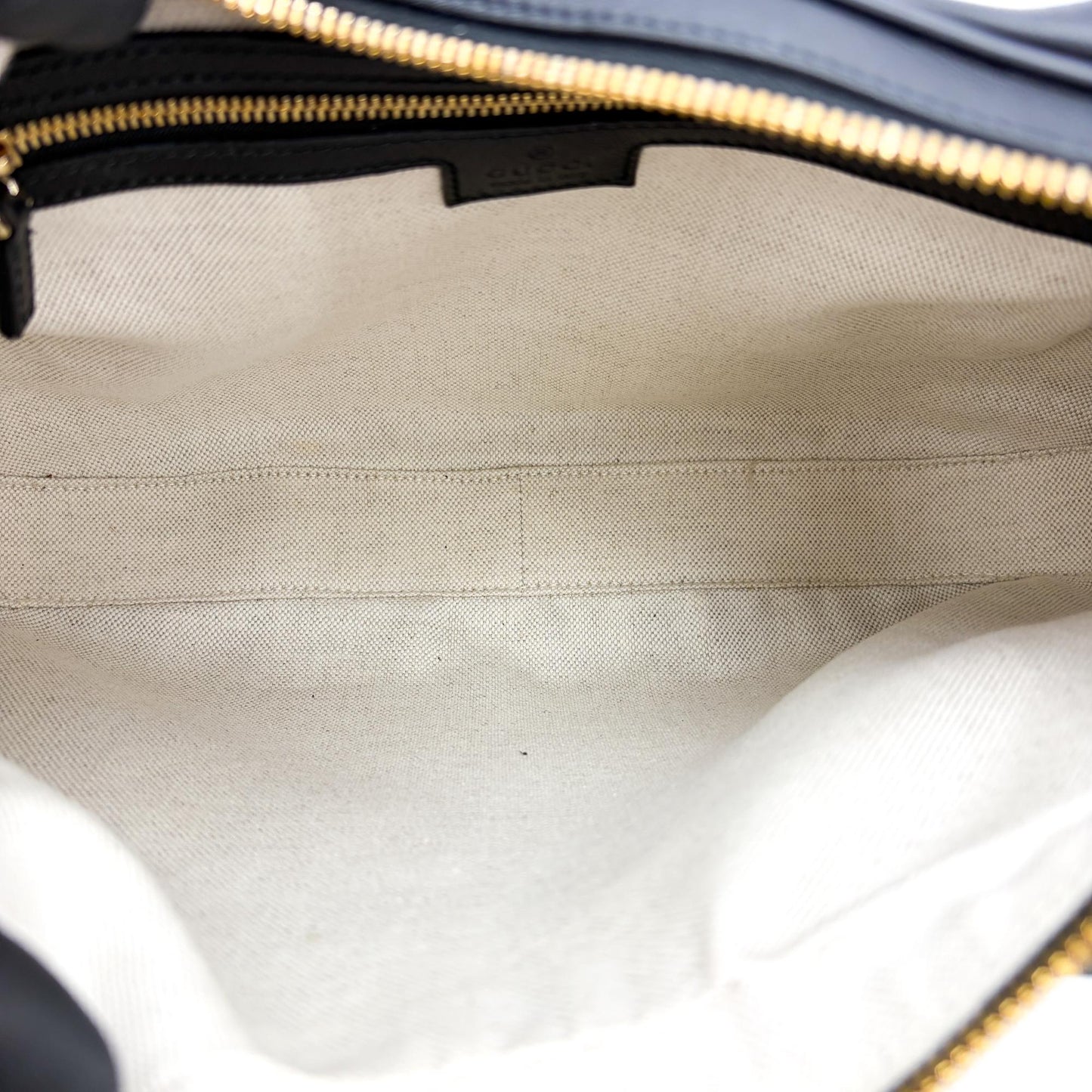 Gucci Attache black shoulder bag