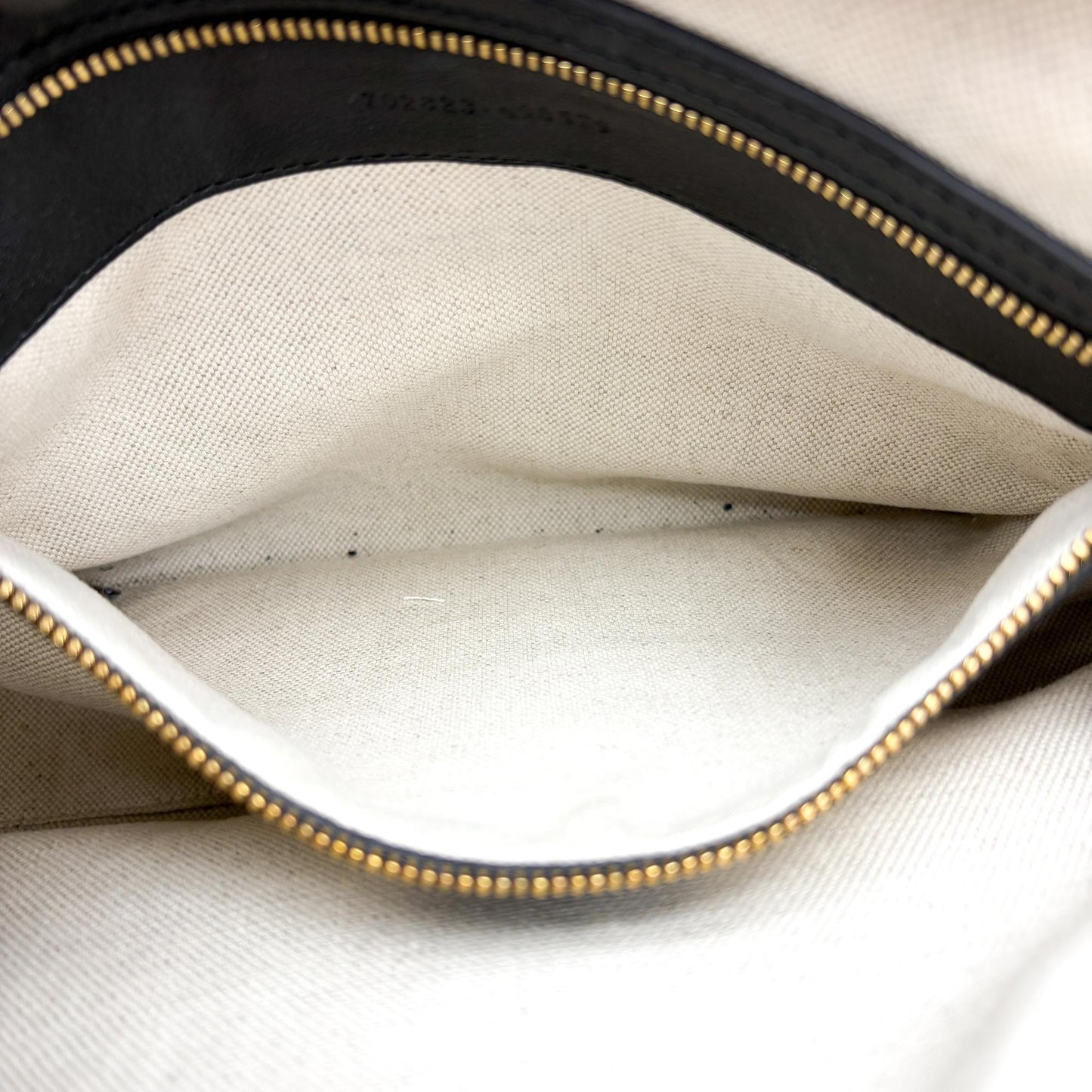 Gucci Attache black shoulder bag