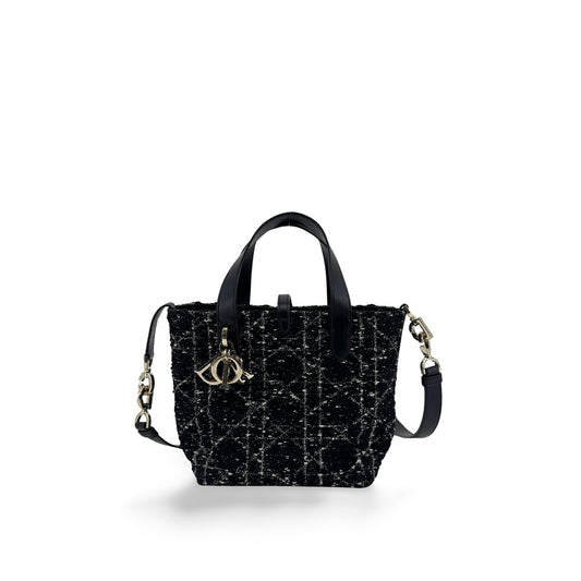 Dior Medium Toujours Bag Black White Macro-Canadian Tweed