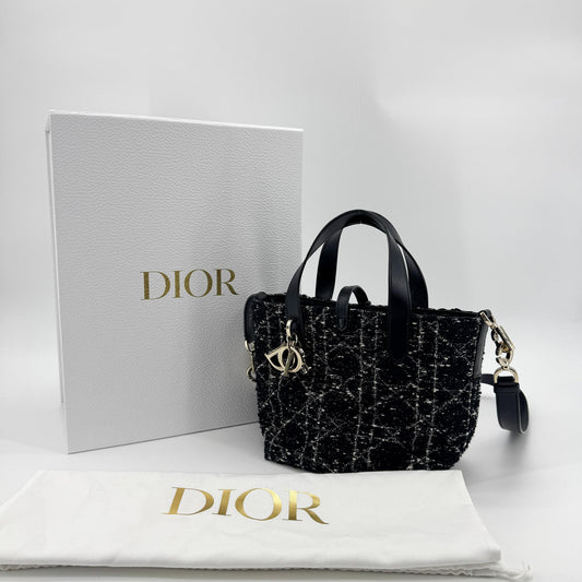 Dior Medium Toujours Bag Black White Macro-Canadian Tweed