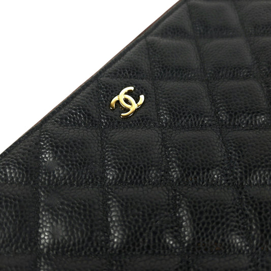 Large Classic Caviar Clutch Bag A82552
