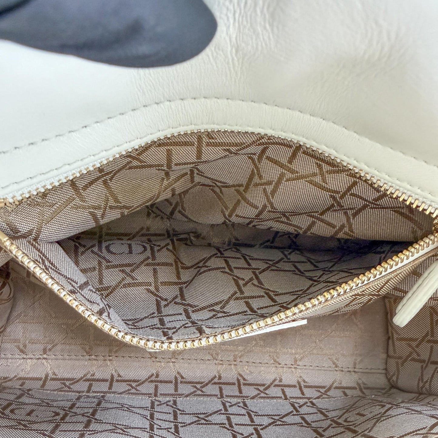 Dior Lady Dior Medium Bag Ultra White Patent Gold Hardware