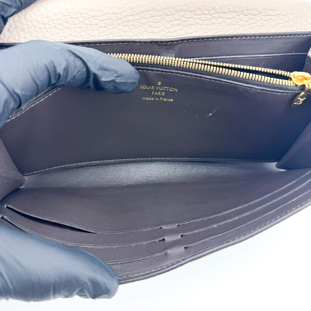 Louis Vuitton Capucines long wallet