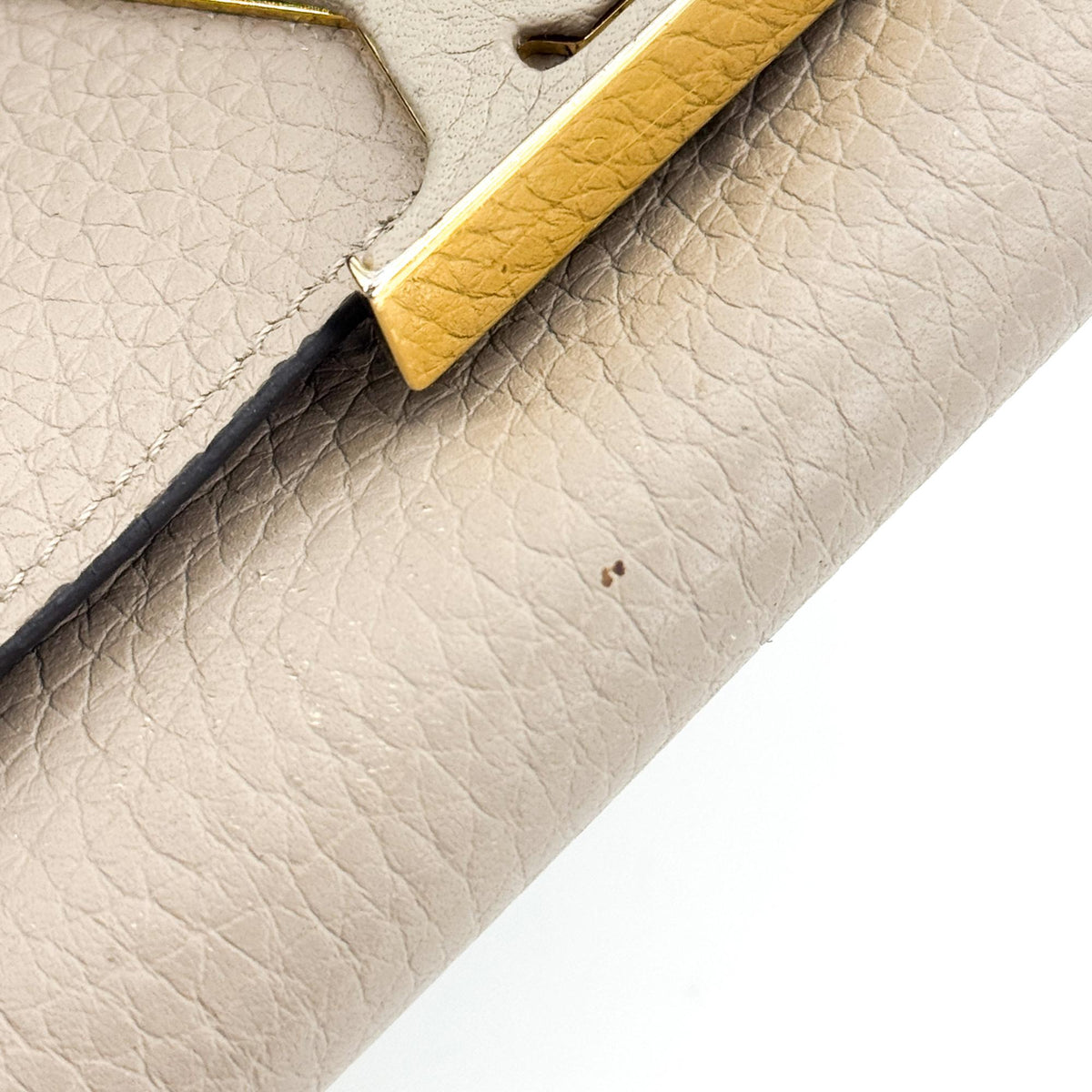 Louis Vuitton Capucines long wallet