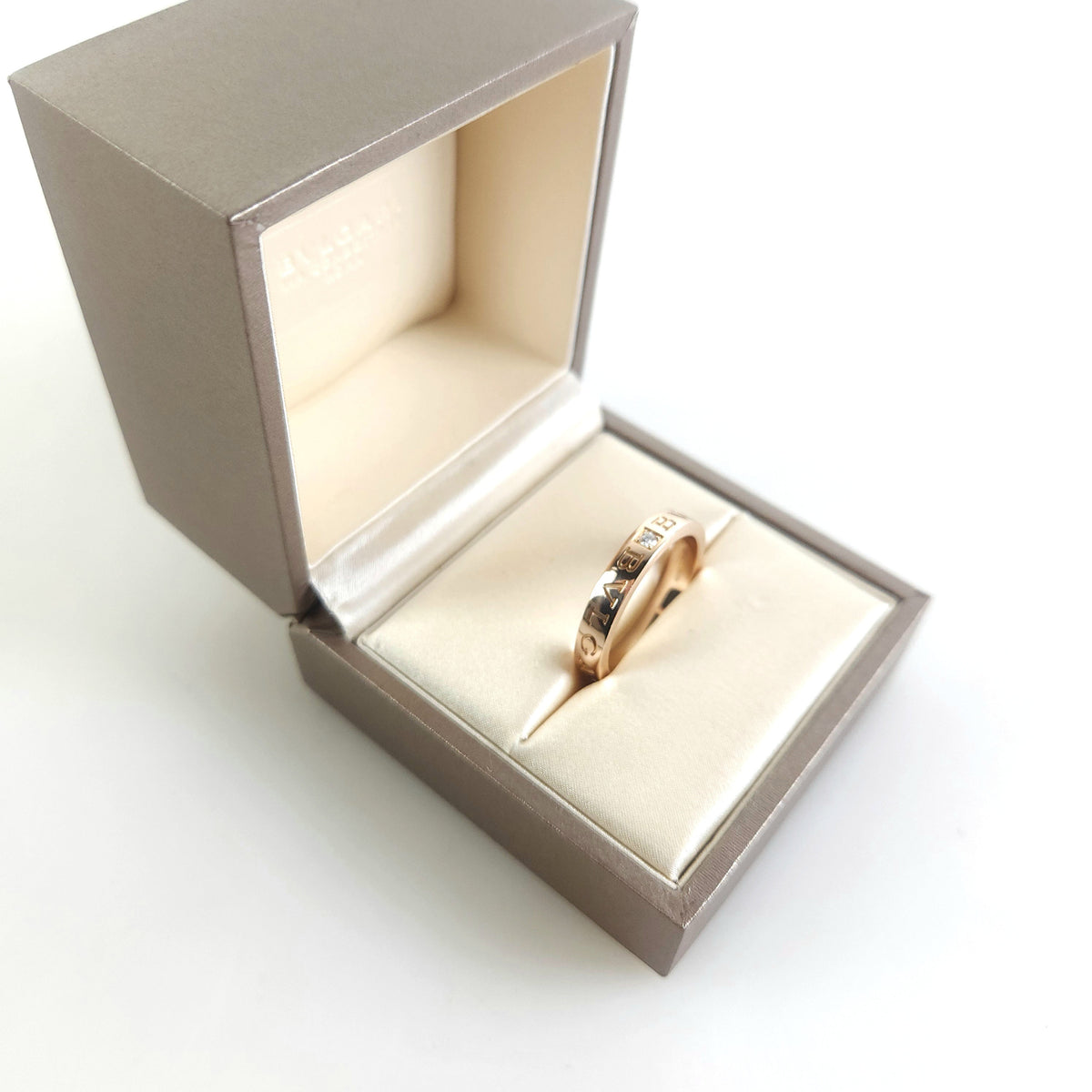 64 B.Zero1 BB Diamond Ring
