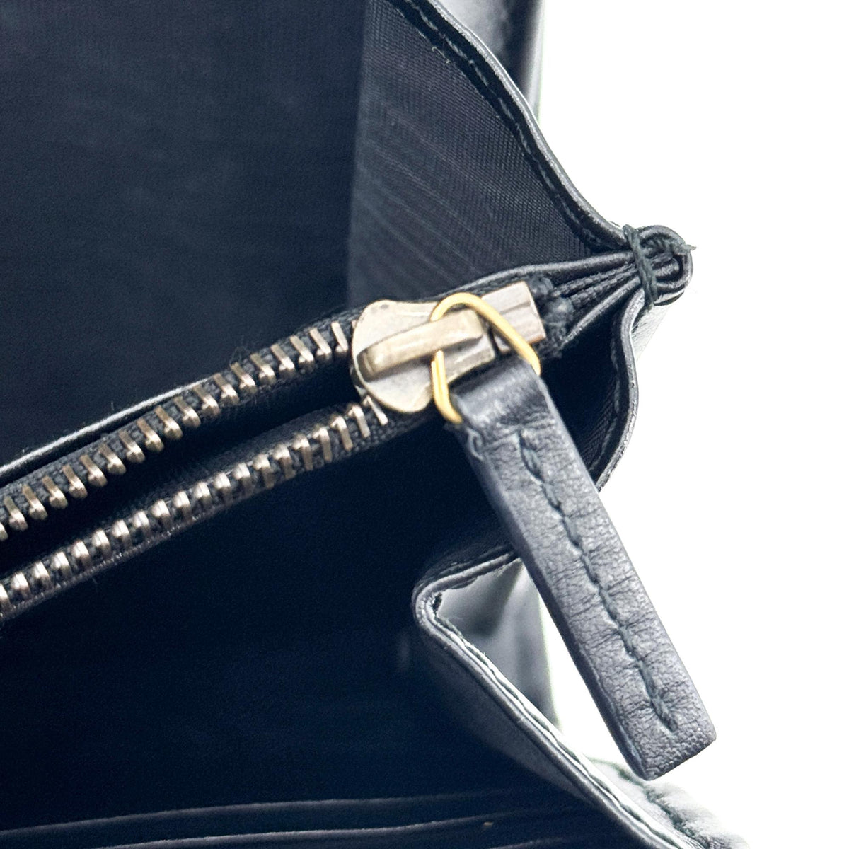 Gucci GG Marmont Matelassé Mini Chain Crossbody Bag Black