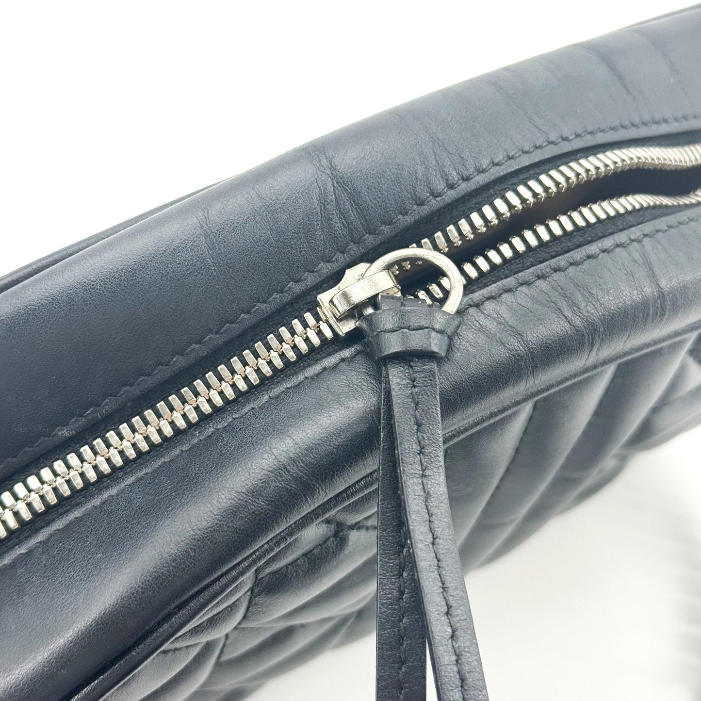 Gucci GG Marmont Matelassé Shoulder Bag Black
