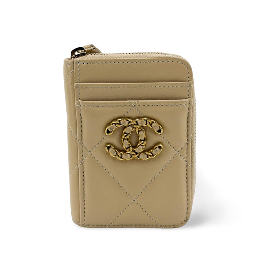 Chanel 19 Zipper Card Holder Lambskin Beige Gold Hardware