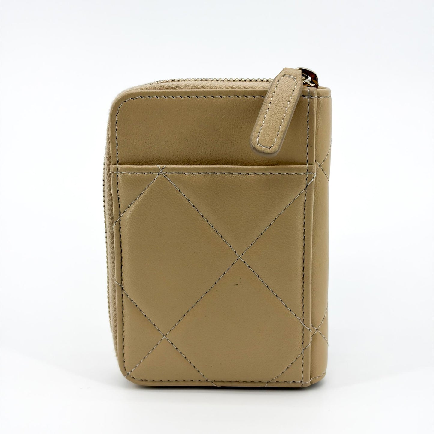 Chanel 19 Zipper Card Holder Lambskin Beige Gold Hardware