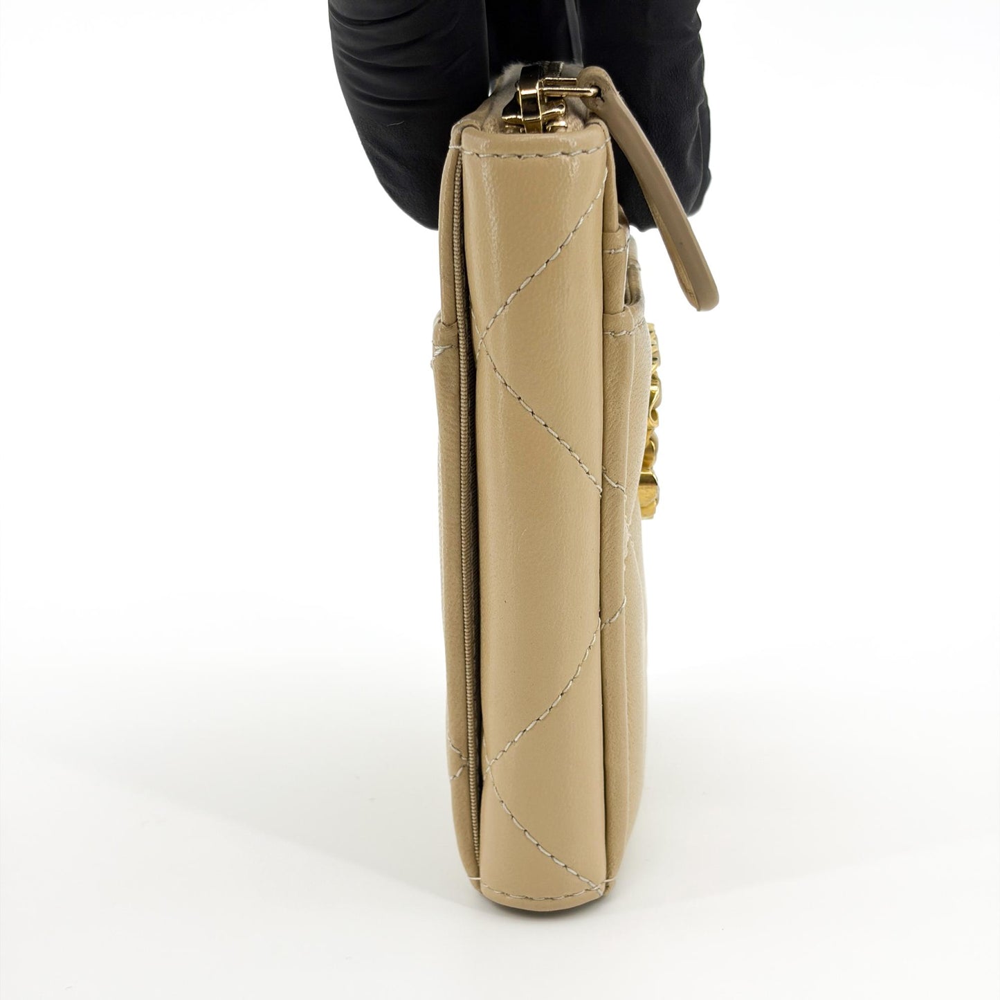 Chanel 19 Zipper Card Holder Lambskin Beige Gold Hardware