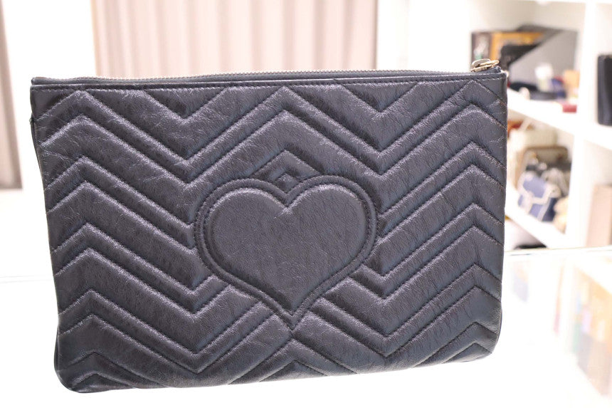 GG Marmont Leather Pouch Clutch Bag Black 525541