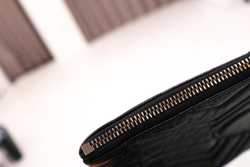 GG Marmont Leather Pouch Clutch Bag Black 525541
