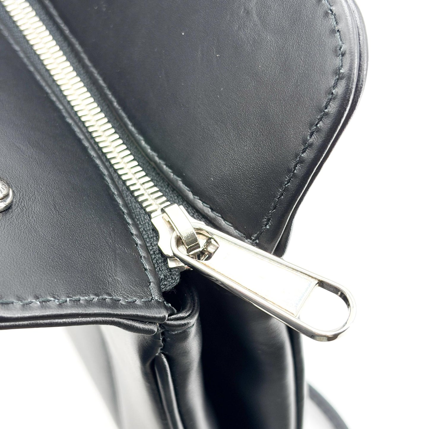 Gucci Vintage Interlocking G Circle Logo Leather Handbag Black
