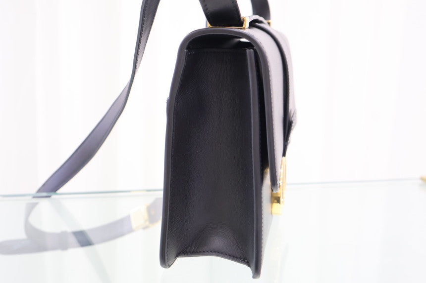30 Montaigne Black Crossbody Shoulder Bag M9203UMOS_M911
