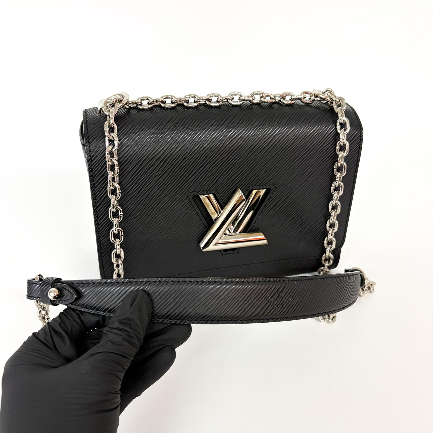 Louis Vuitton Twist MM Epi Black Silver