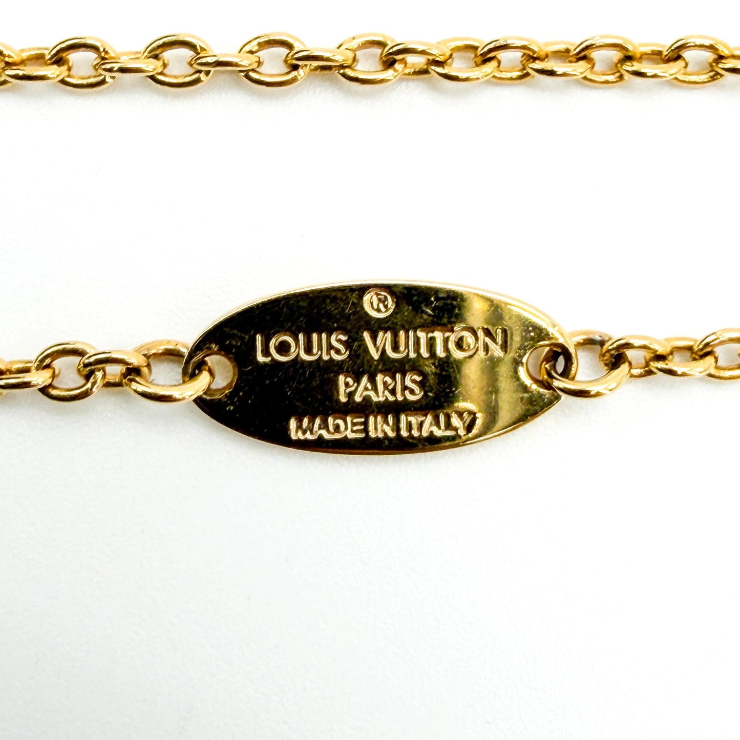 Louis Vuitton Idylle Blossom LV Pendant Yellow Gold Diamond Necklace