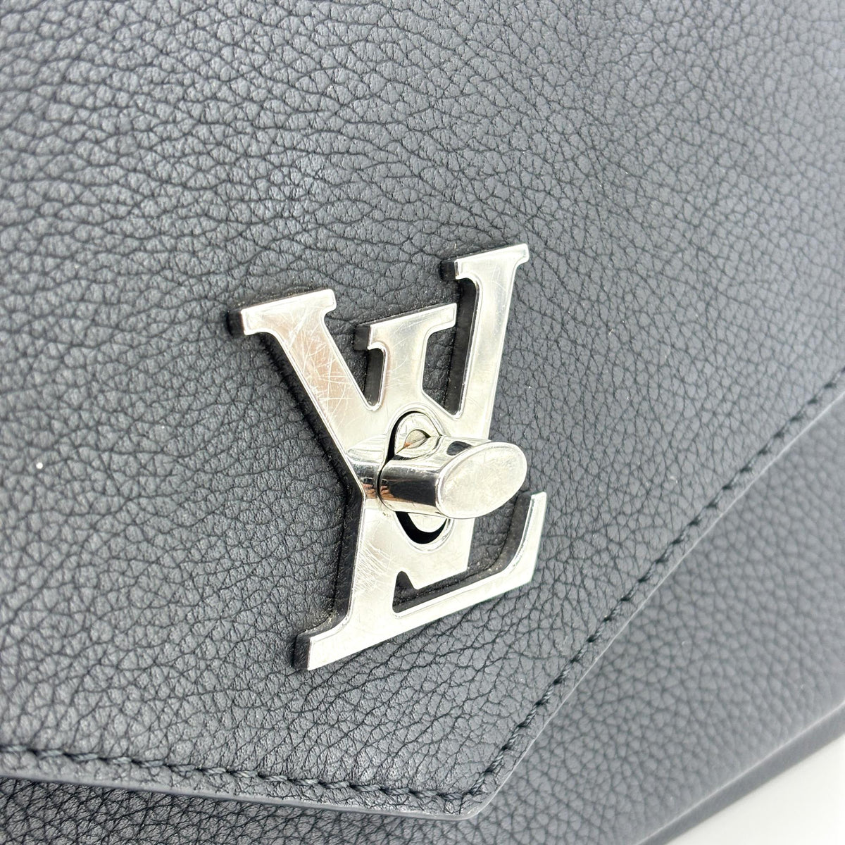 Louis Vuitton Lockme II BB Shoulder Bag Black