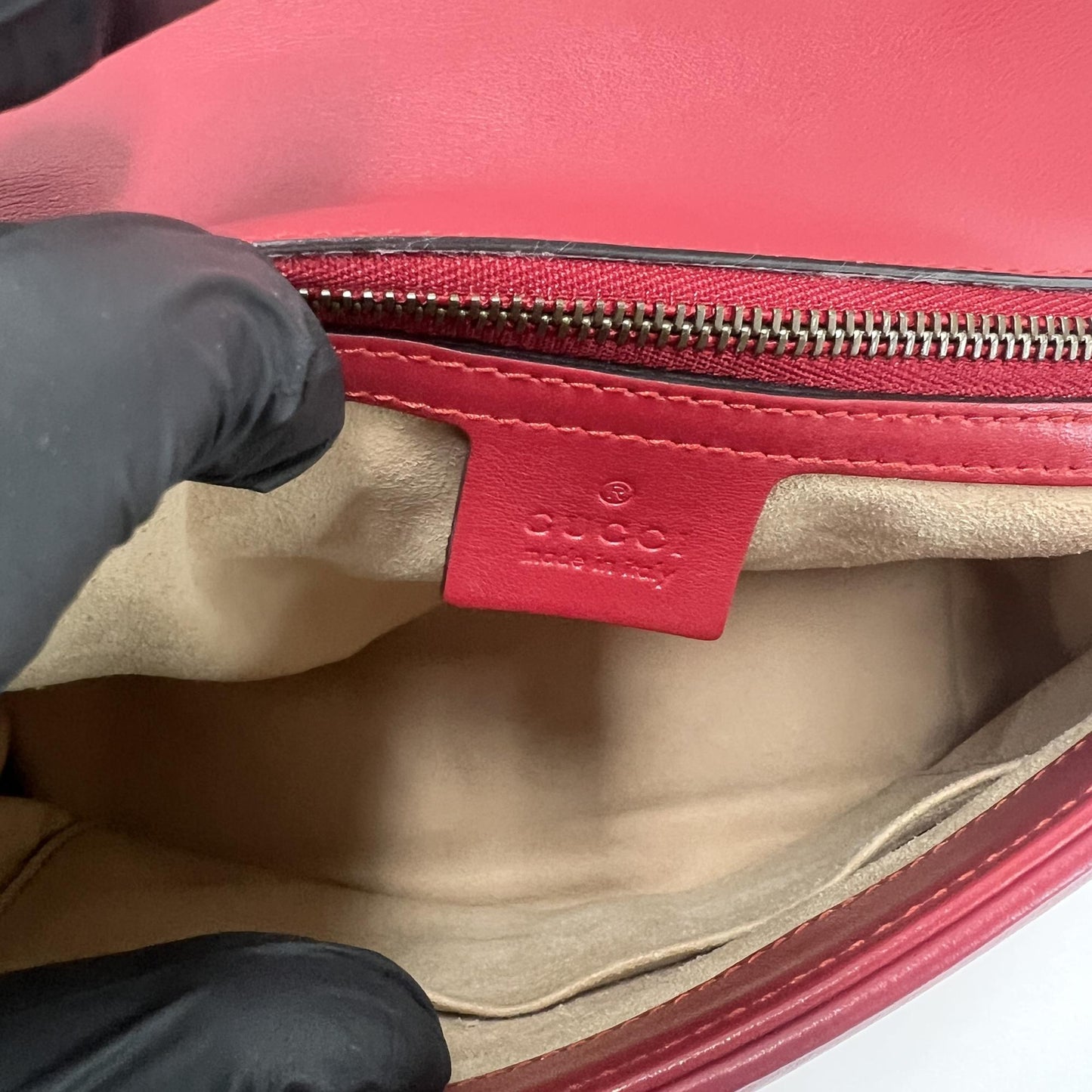 Gucci Marmont Matelassé Top Handle Red