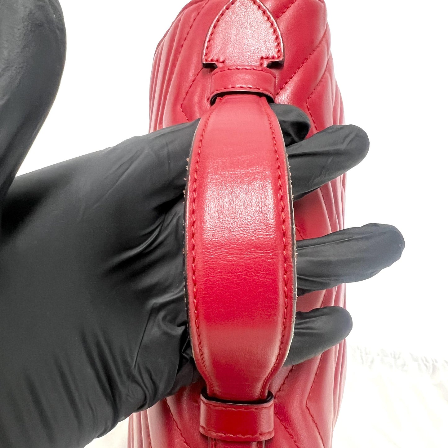 Gucci Marmont Matelassé Top Handle Red